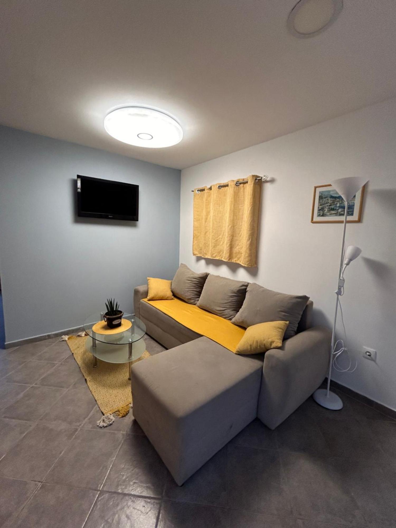 Apartments Tommi Dramalj Eksteriør billede